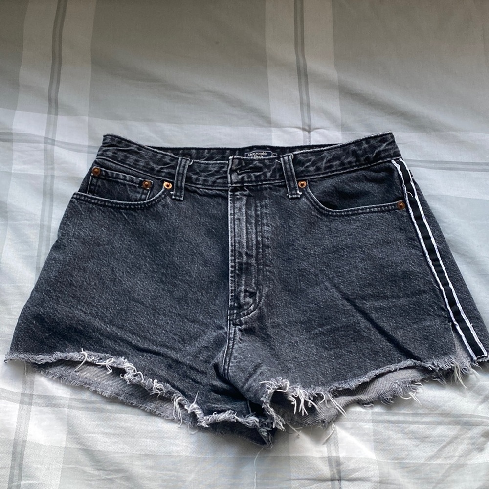 Abercrombie & Fitch Black Annie High Rise Shorts